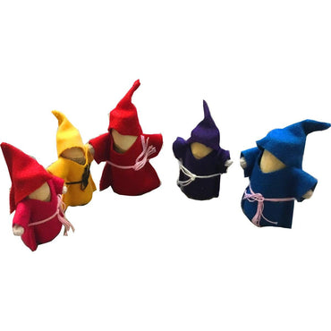 QToys Australia (USA) WOODEN GNOMES SET OF 5