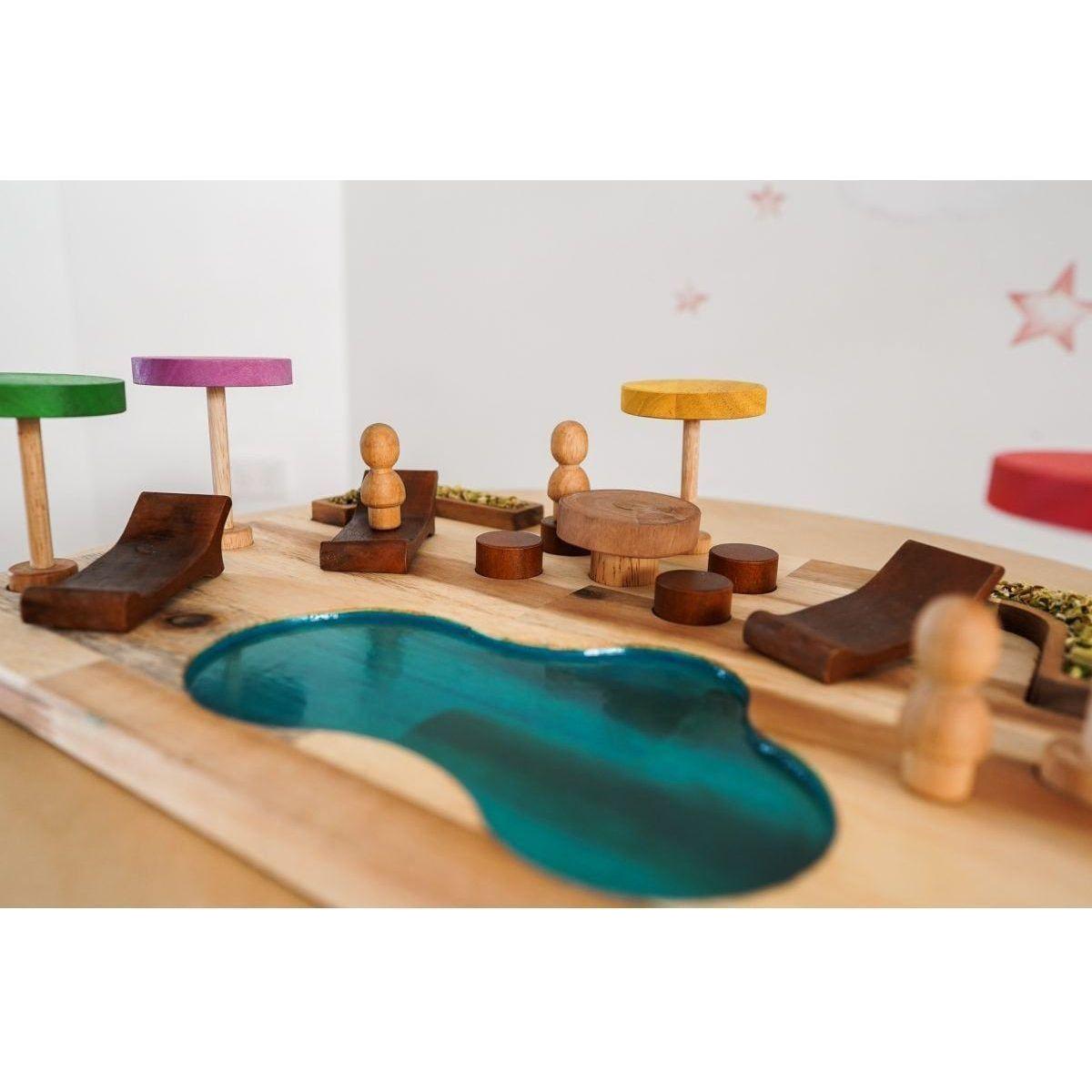 QToys Gnomes Resort Wooden Toy