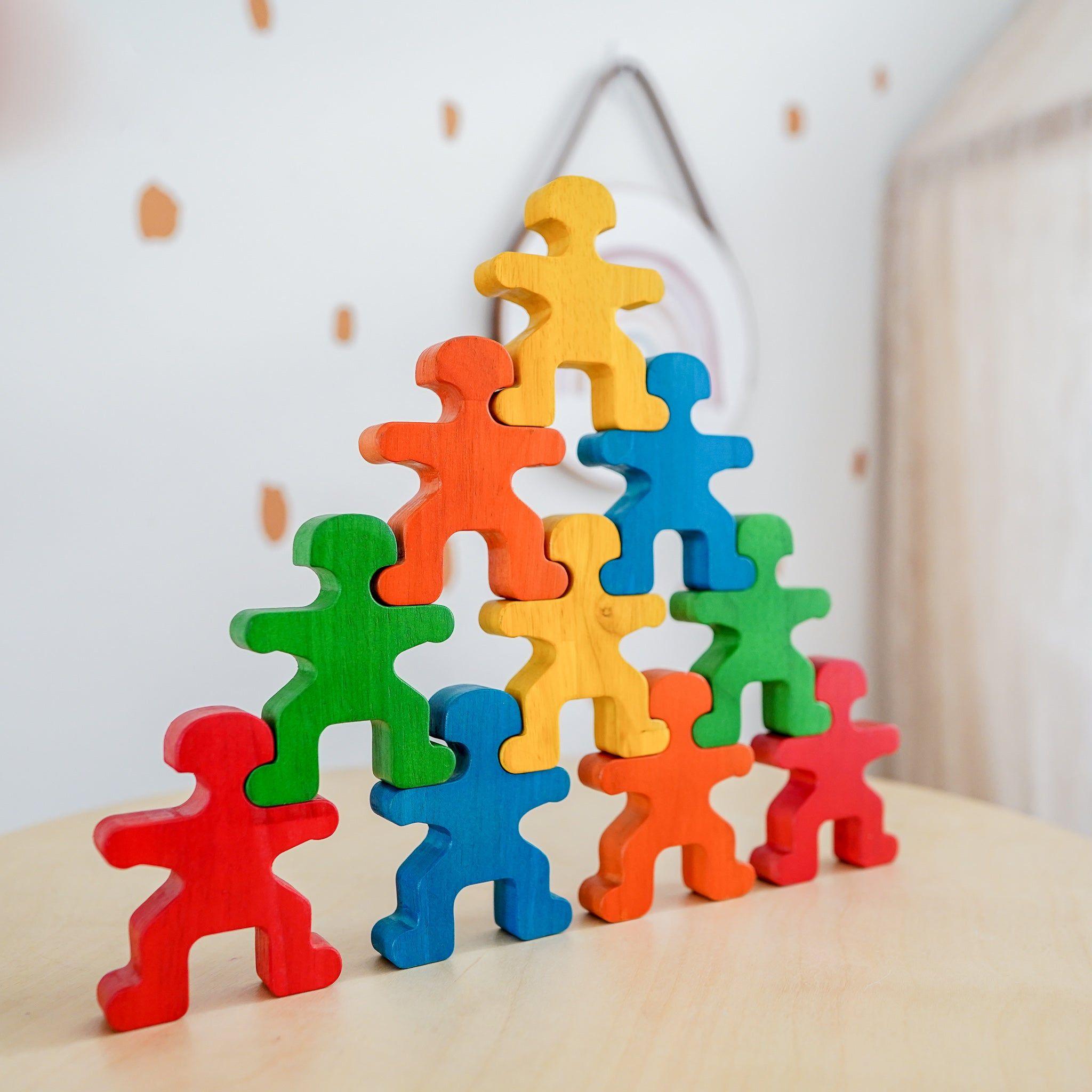 QToys Rainbow People Wooden Toy