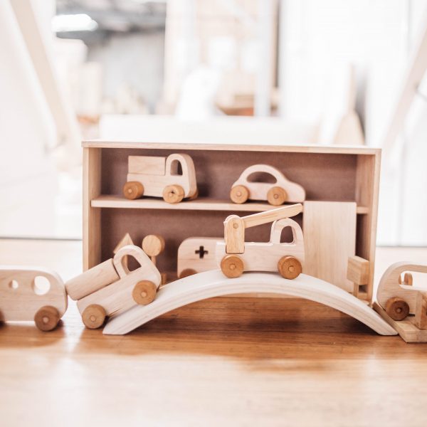 Vehicle wooden toy play set